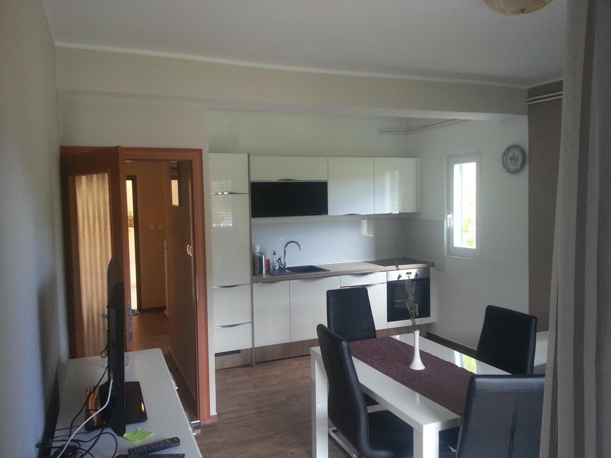 Apartments & Rooms Formenti Skradin Rum bild
