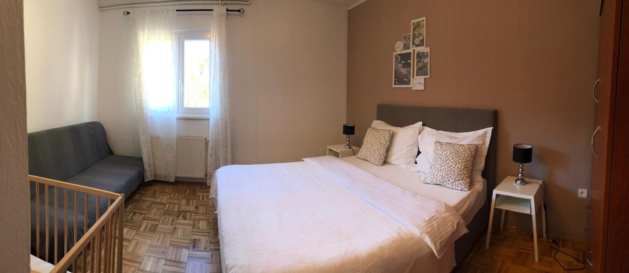 Apartments & Rooms Formenti Skradin Rum bild